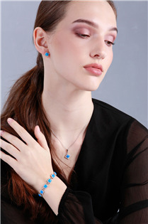 EG1301 Stříbrný přívěsek se syntetickým opálem a krystaly Preciosa