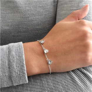 EG7049 Stříbrný náramek se srdíčky Crystals from Swarovski®