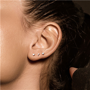 TIT1098-1208 Piercing do brady - labreta TITAN srdíčko