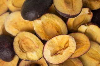 Švestky půlky 100 g