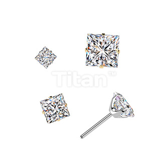 TM025 Ozdobná část k PUSH IN piercingu s Moissanitem TITAN, 0,18ct (3x3mm)